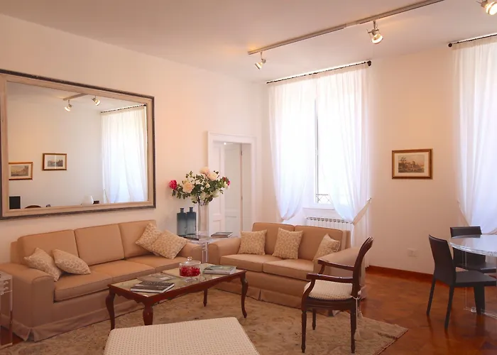 Spalletti Trivelli - Small Luxury Of The World Affittacamere 4*